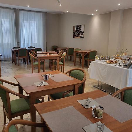 Hotel Lux Alessandria Eksteriør billede