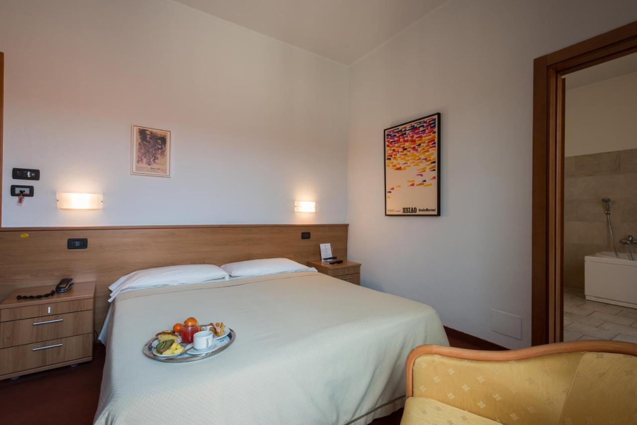 Hotel Lux Alessandria Eksteriør billede