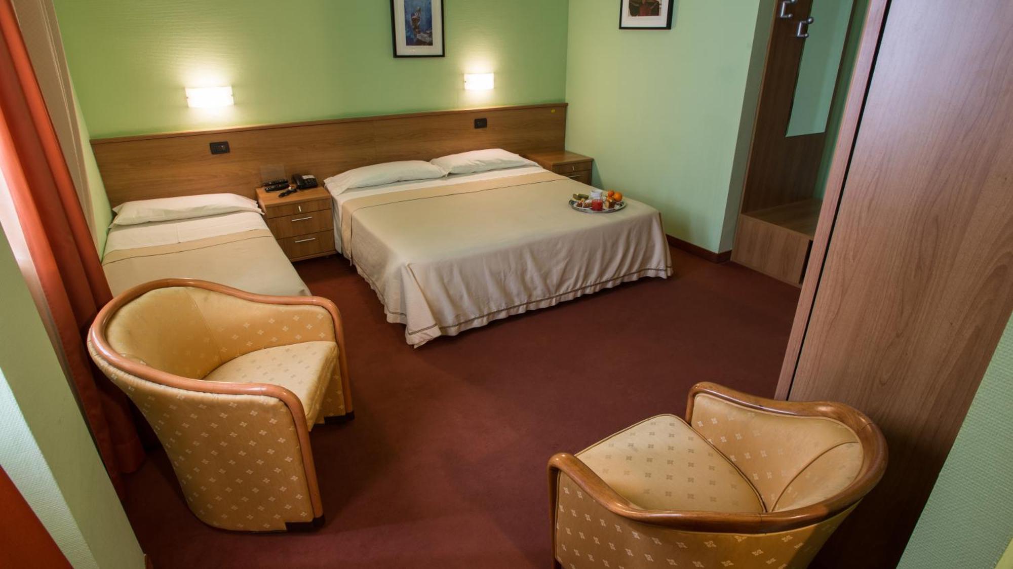 Hotel Lux Alessandria Eksteriør billede