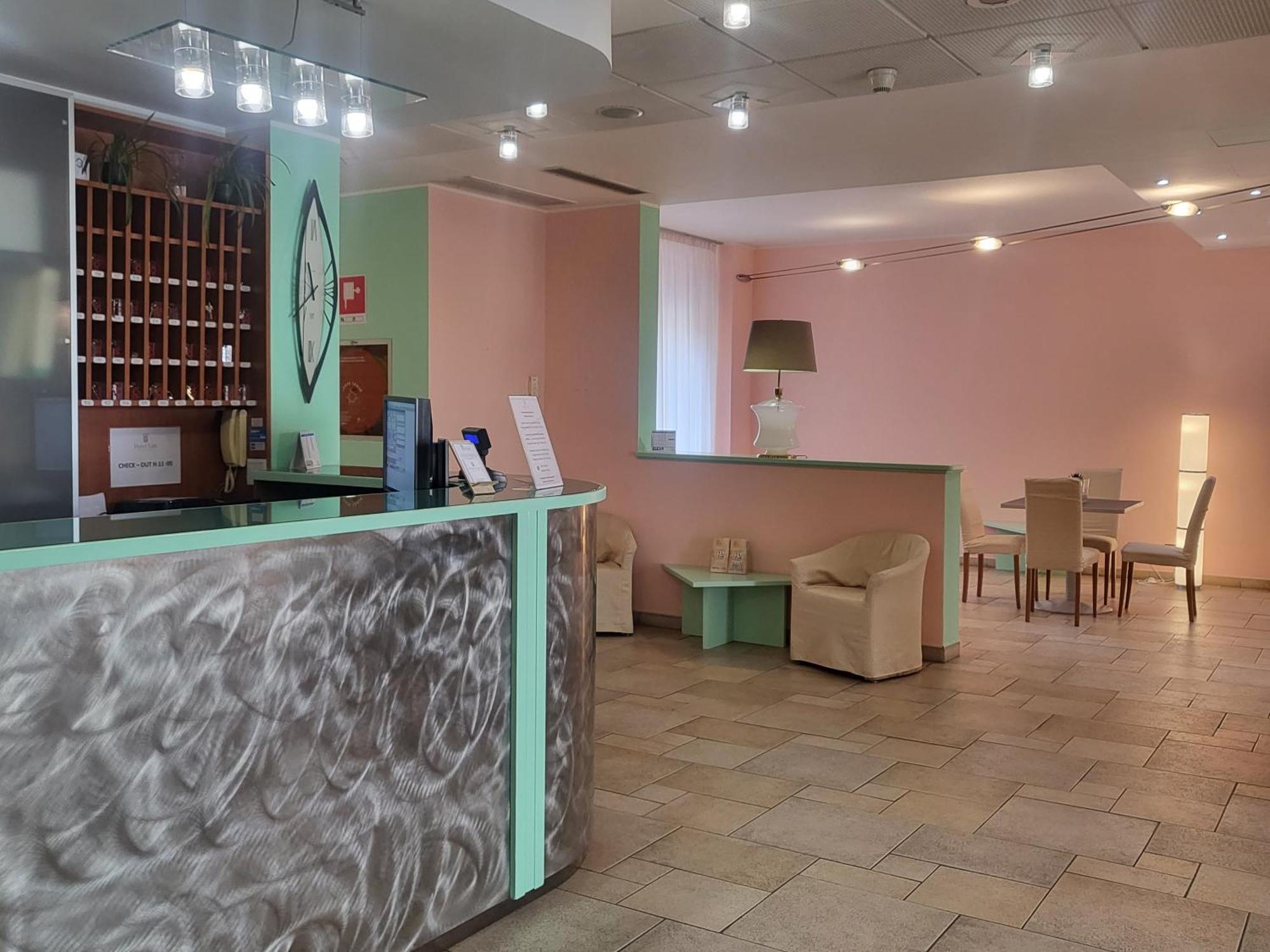Hotel Lux Alessandria Eksteriør billede