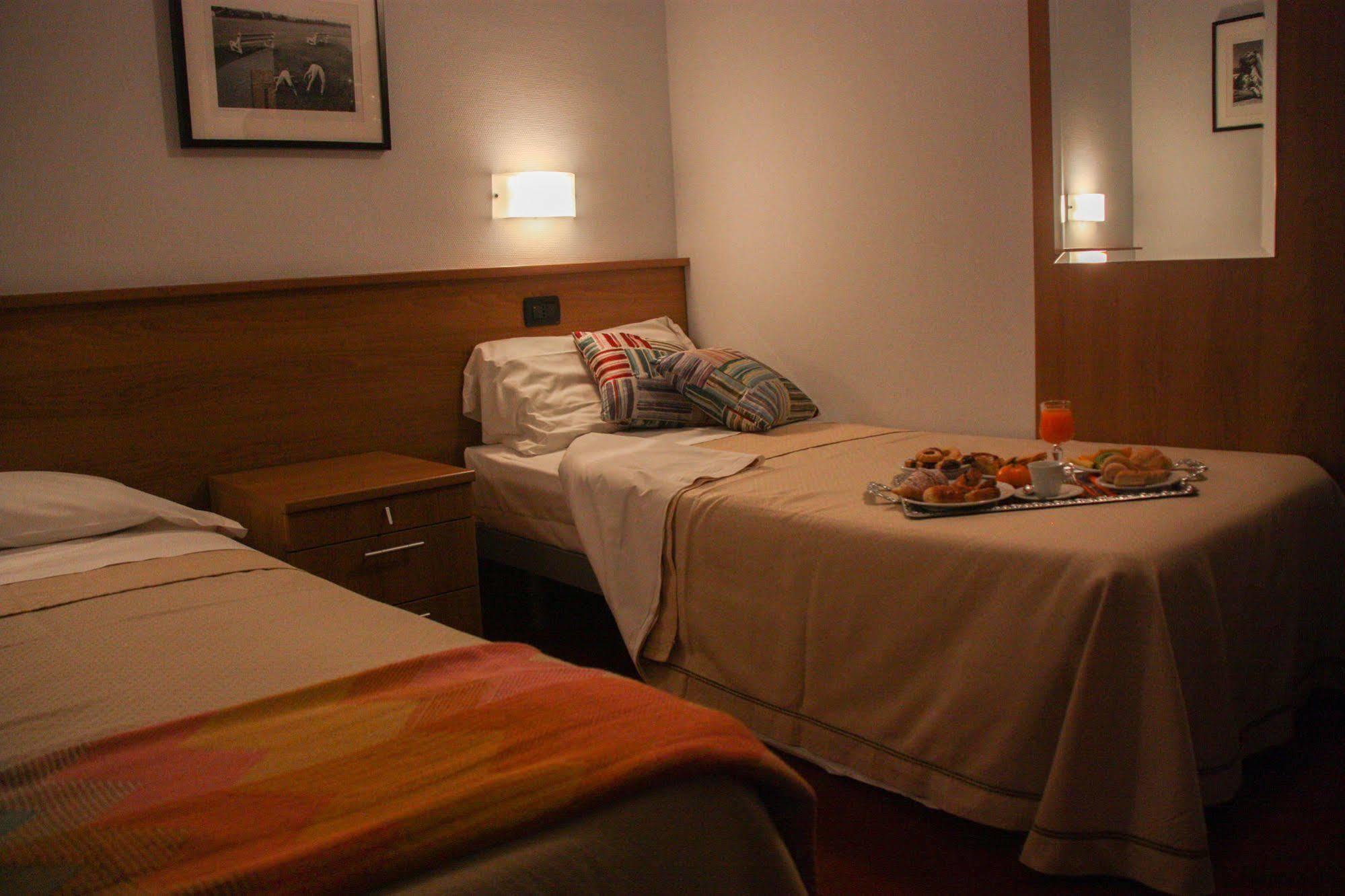Hotel Lux Alessandria Eksteriør billede